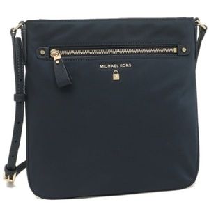 MICHAEL KORS Kelsey Large Nylon Crossbody